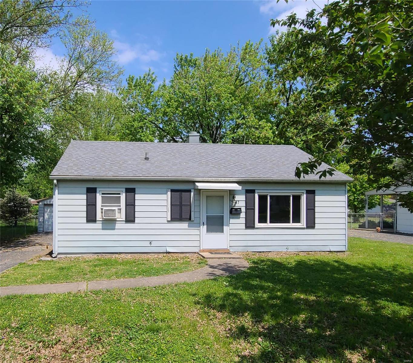 3 Bedroom, 875 sq. feet 2007 Richmond  Granite City, IL