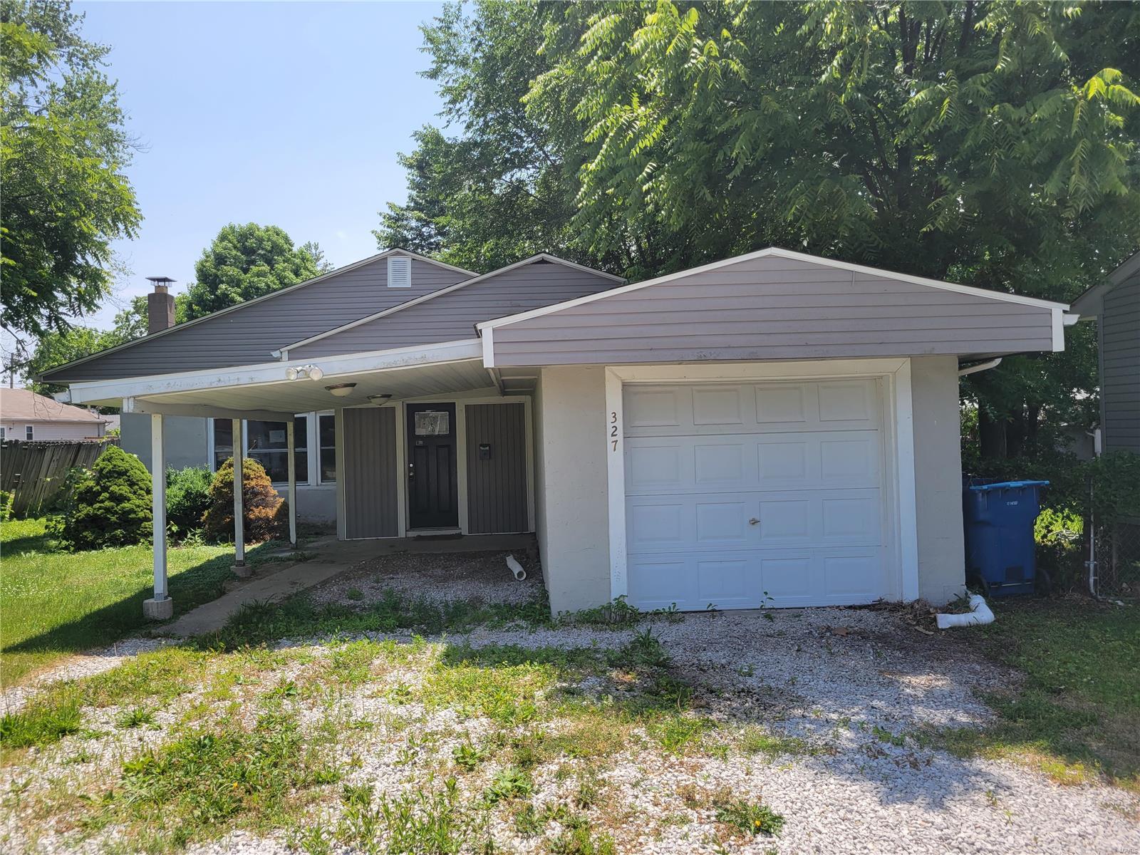 4 Bedroom,  327 Corbin Street Bethalto, IL