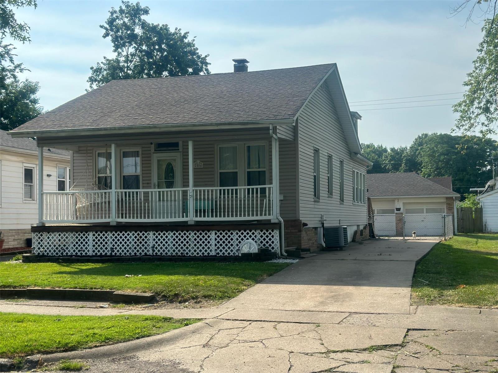 3 Bedroom,  2804 Washington Avenue Granite City, IL