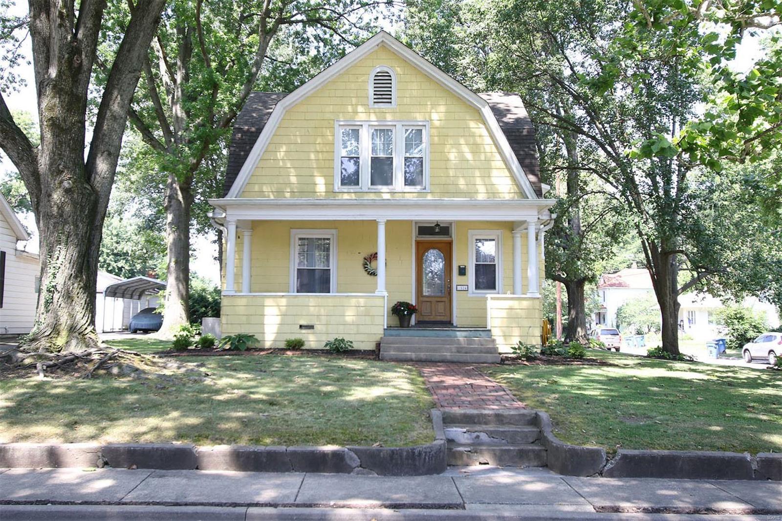 3 Bedroom,  1524 Jersey  Alton, IL