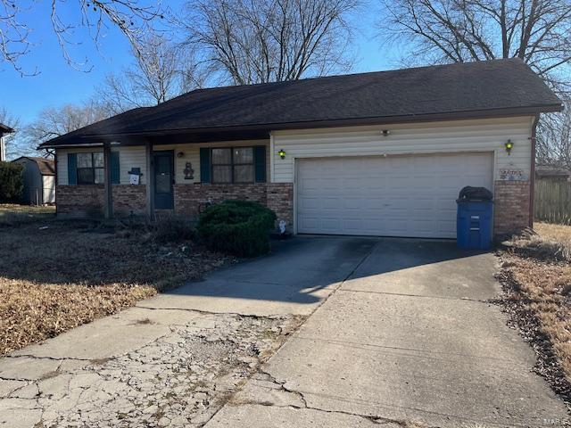 3 Bedroom, 1,317 sq. feet 2344 Morrison Road Granite City, IL