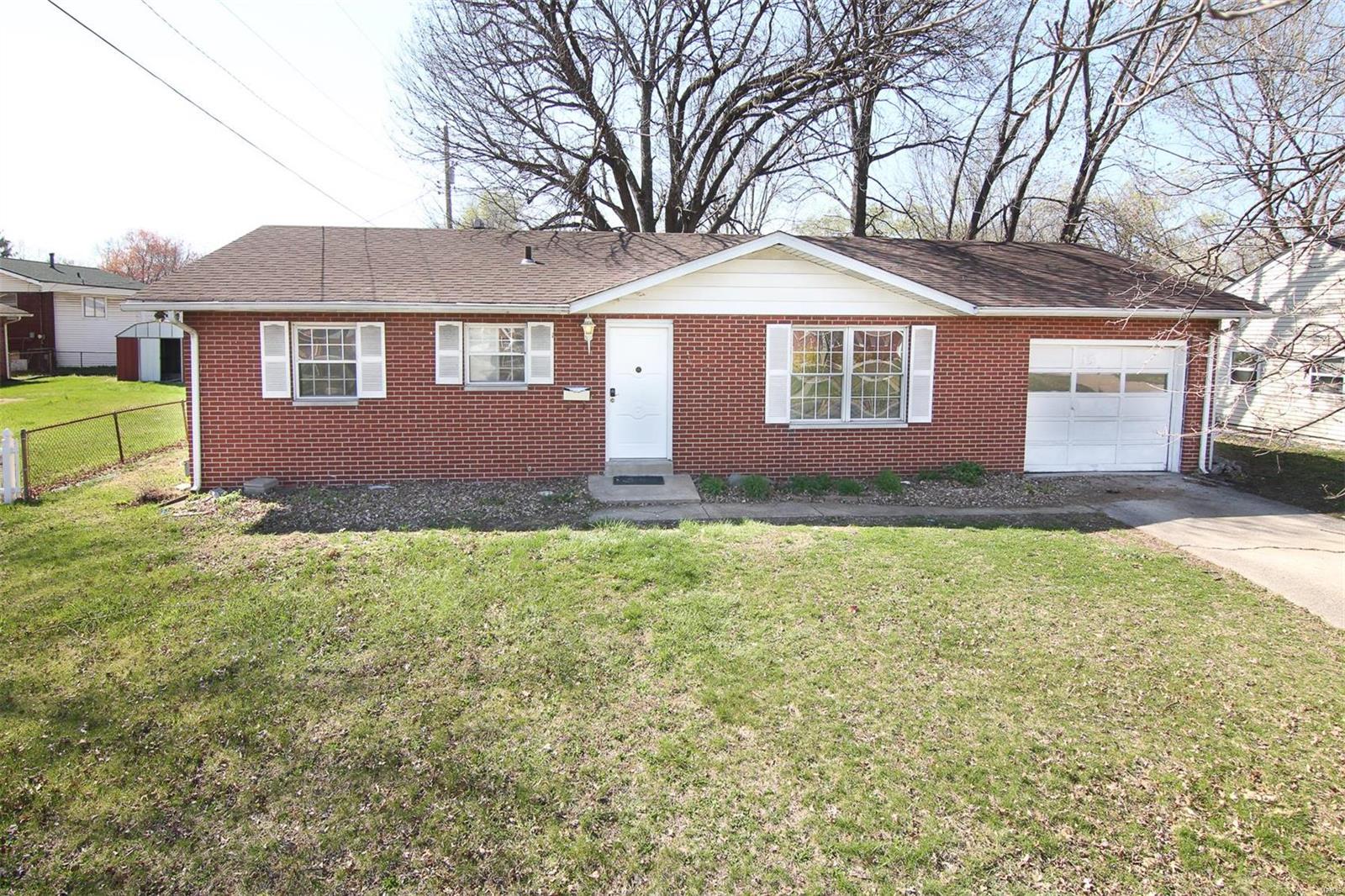 3 Bedroom,  15 wilson park  Granite City, IL