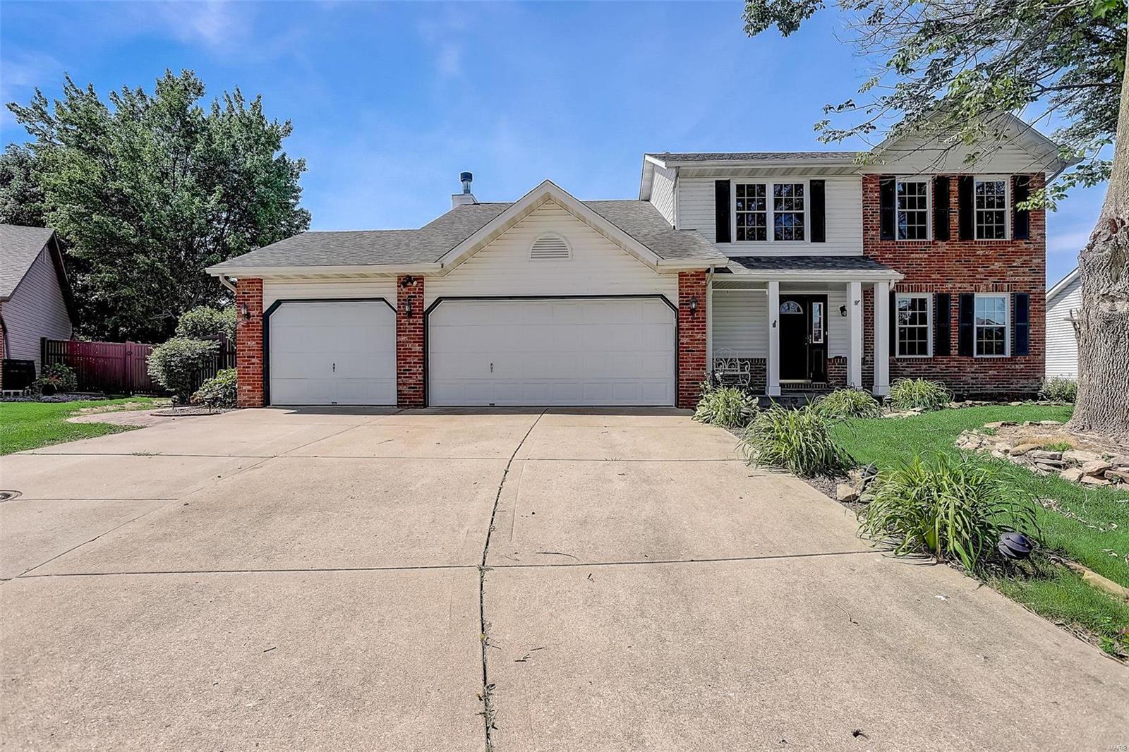 4 Bedroom, 3,100 sq. feet 100 Westbrooke  Troy, IL