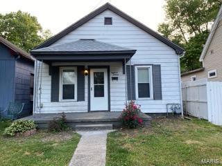 3 Bedroom,  1816 Central Avenue Alton, IL