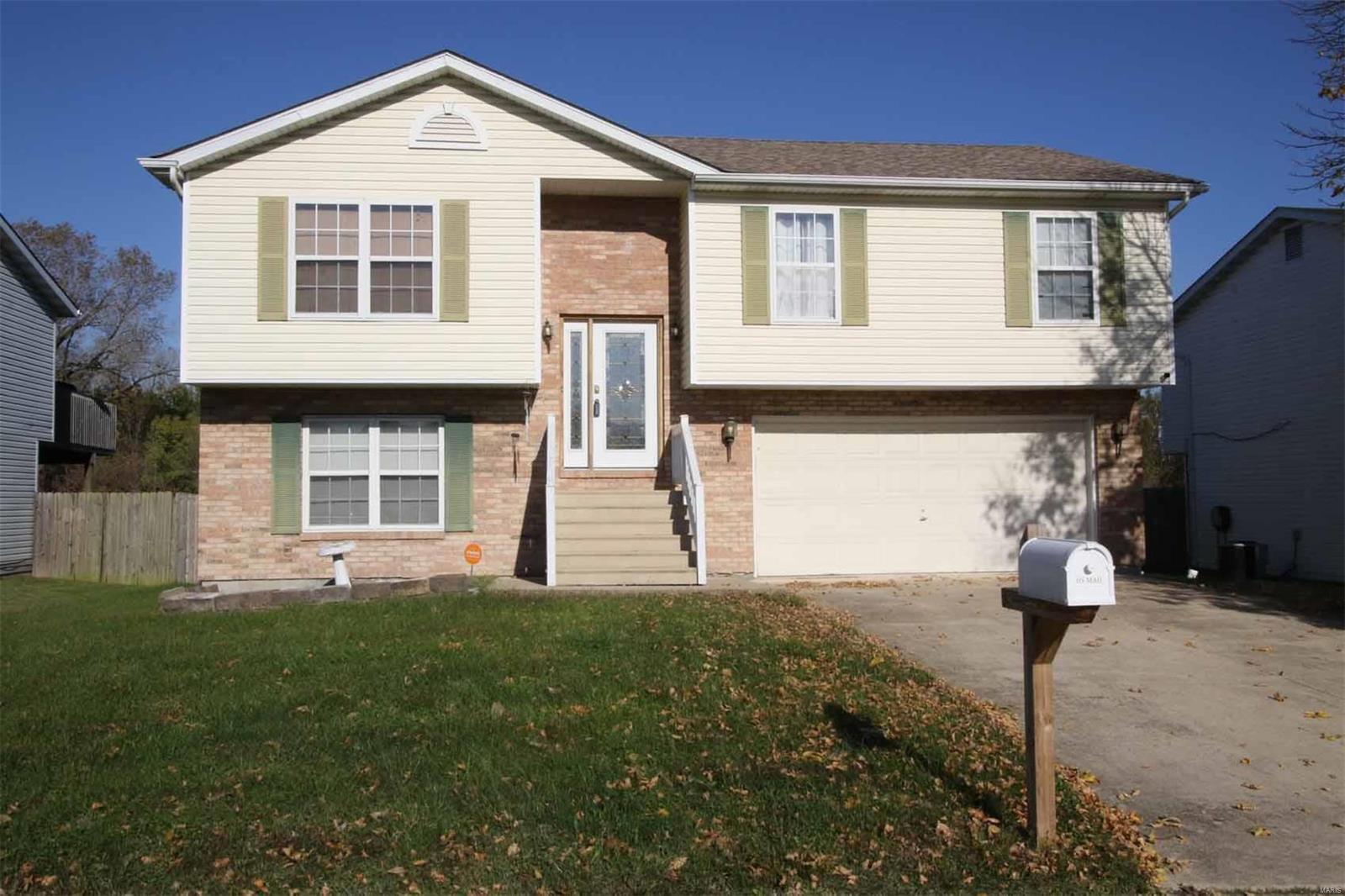 4 Bedroom, 2,134 sq. feet 5129 Stacey Drive Granite City, IL