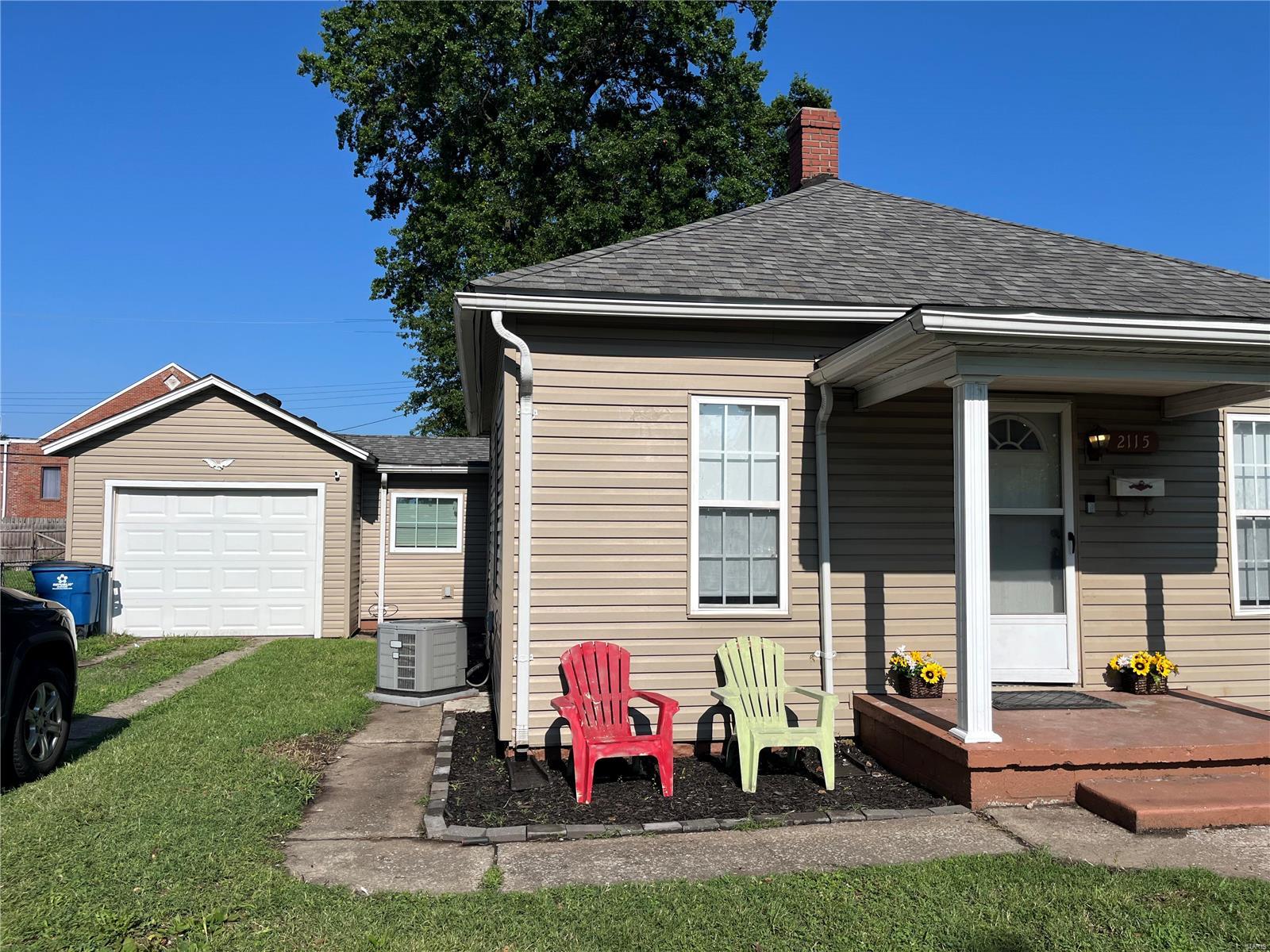 3 Bedroom,  2115 Missouri Avenue Granite City, IL