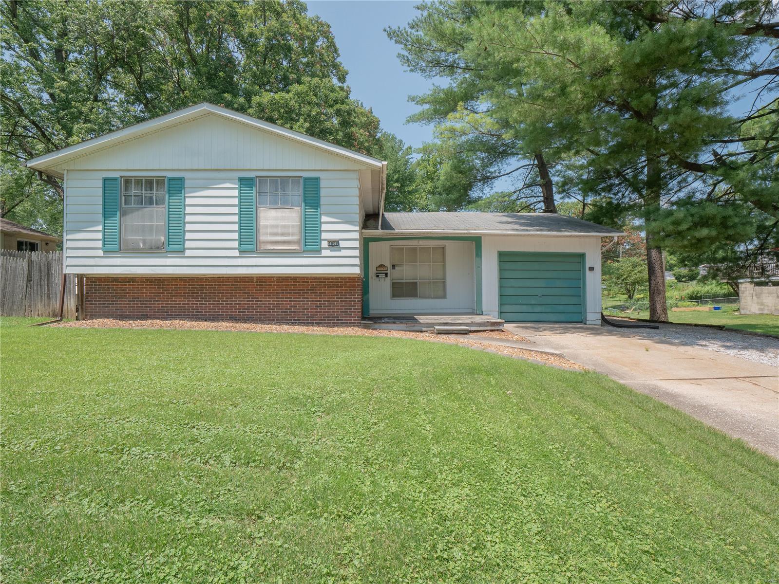 3 Bedroom,  4808 Cinderella Drive Alton, IL