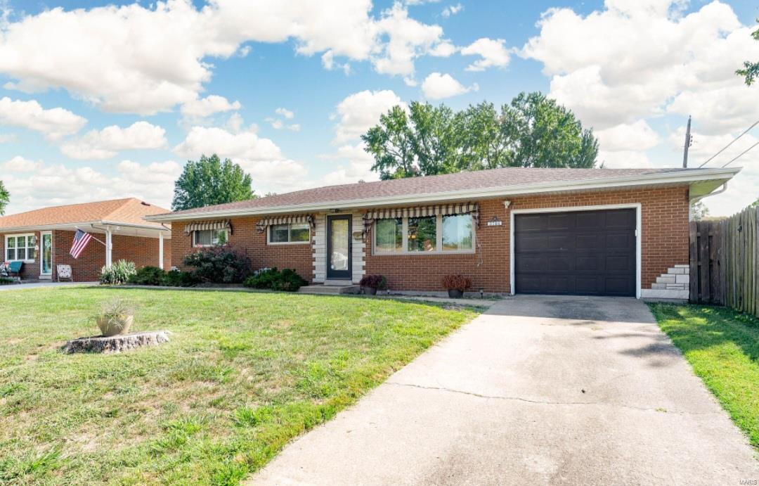 3 Bedroom,  3704 Fairoaks Drive Granite City, IL