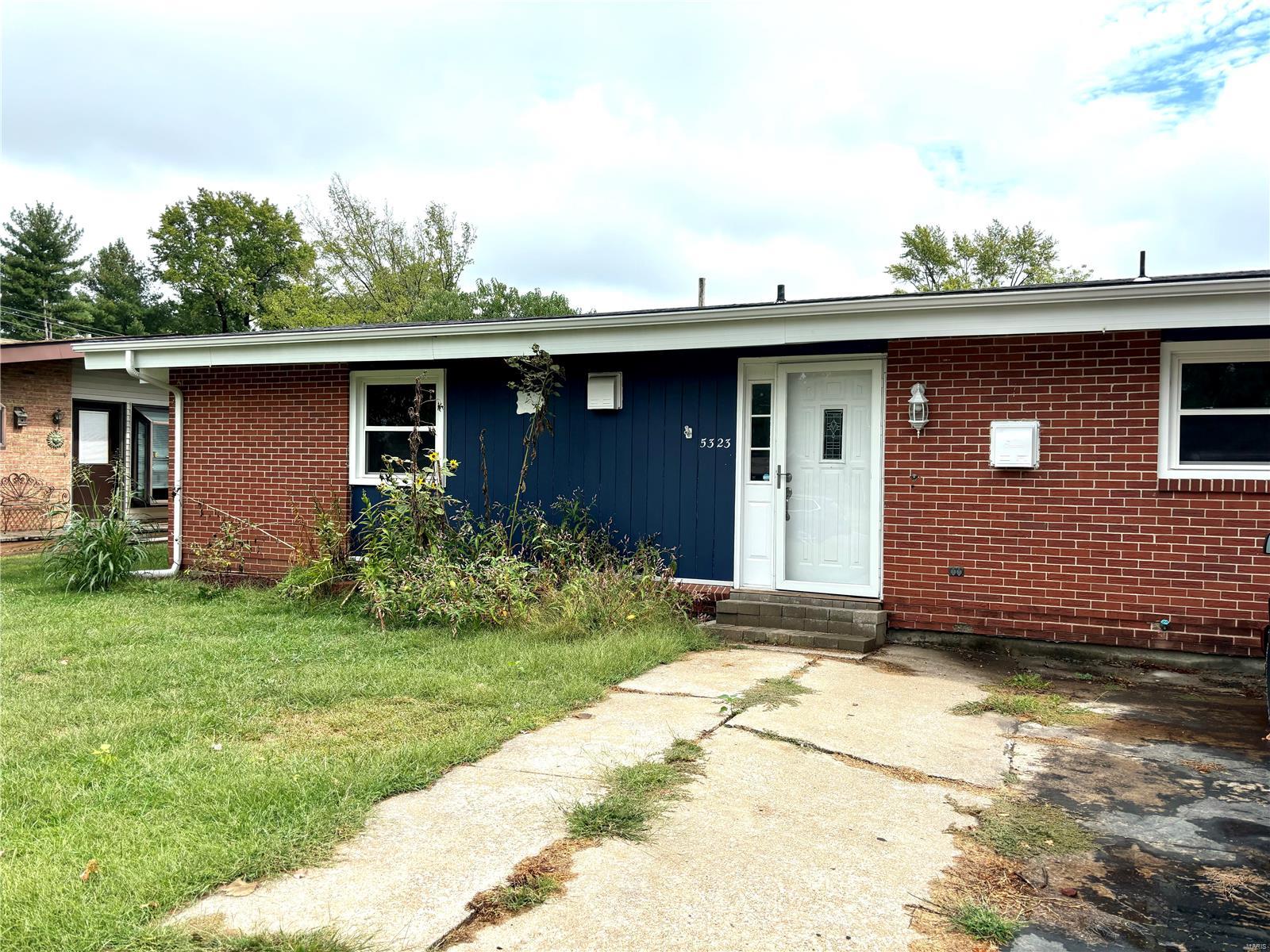 3 Bedroom,  5323 Lynwood Court Godfrey, IL