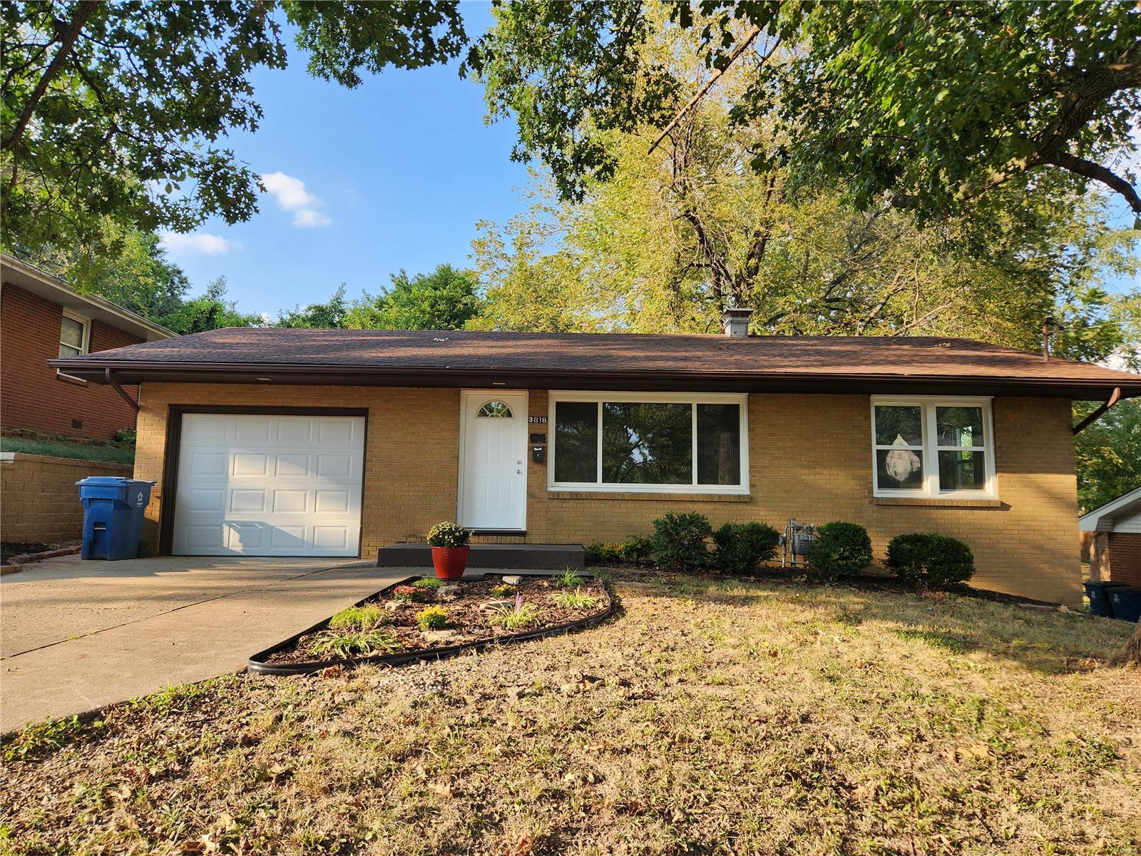 3 Bedroom,  3818 Western Avenue Alton, IL