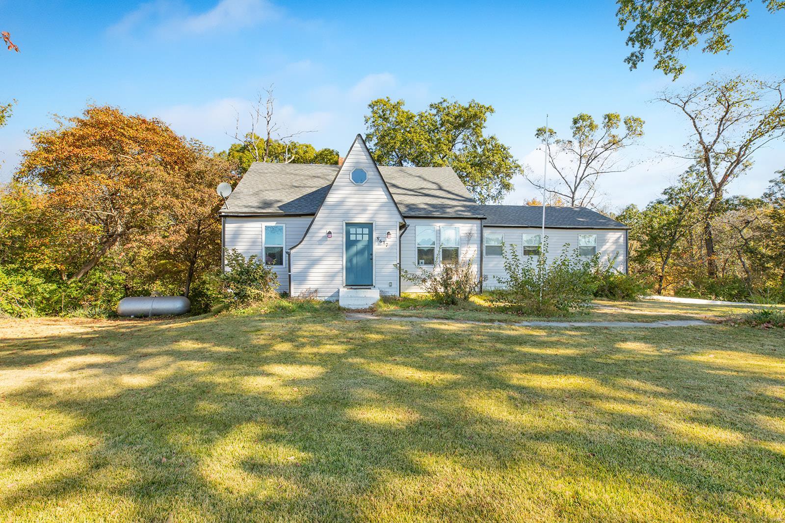 4 Bedroom,  8617 Godfrey Road Godfrey, IL