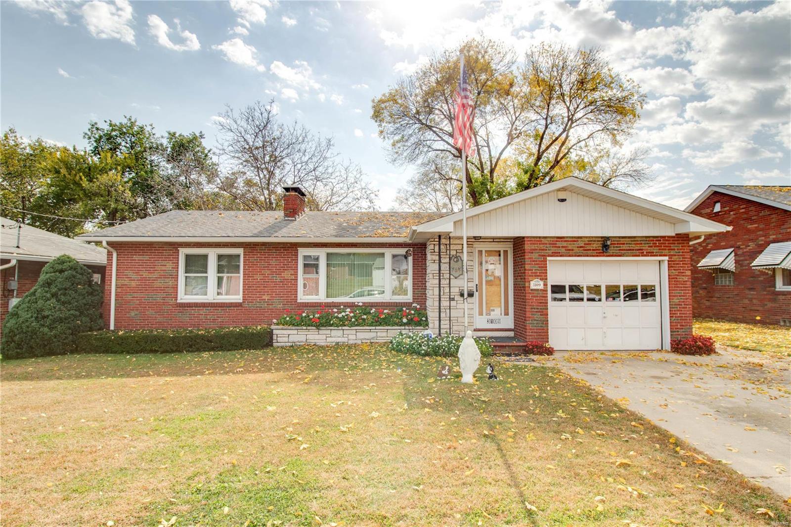 3 Bedroom,  3109 Clay Street Alton, IL