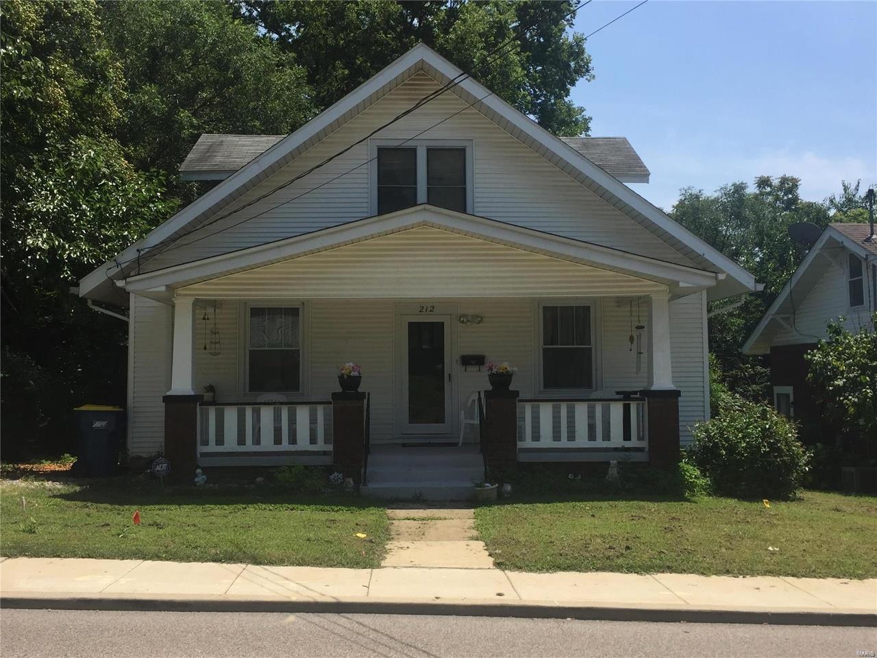 3 Bedroom,  212 Union  Edwardsville, IL