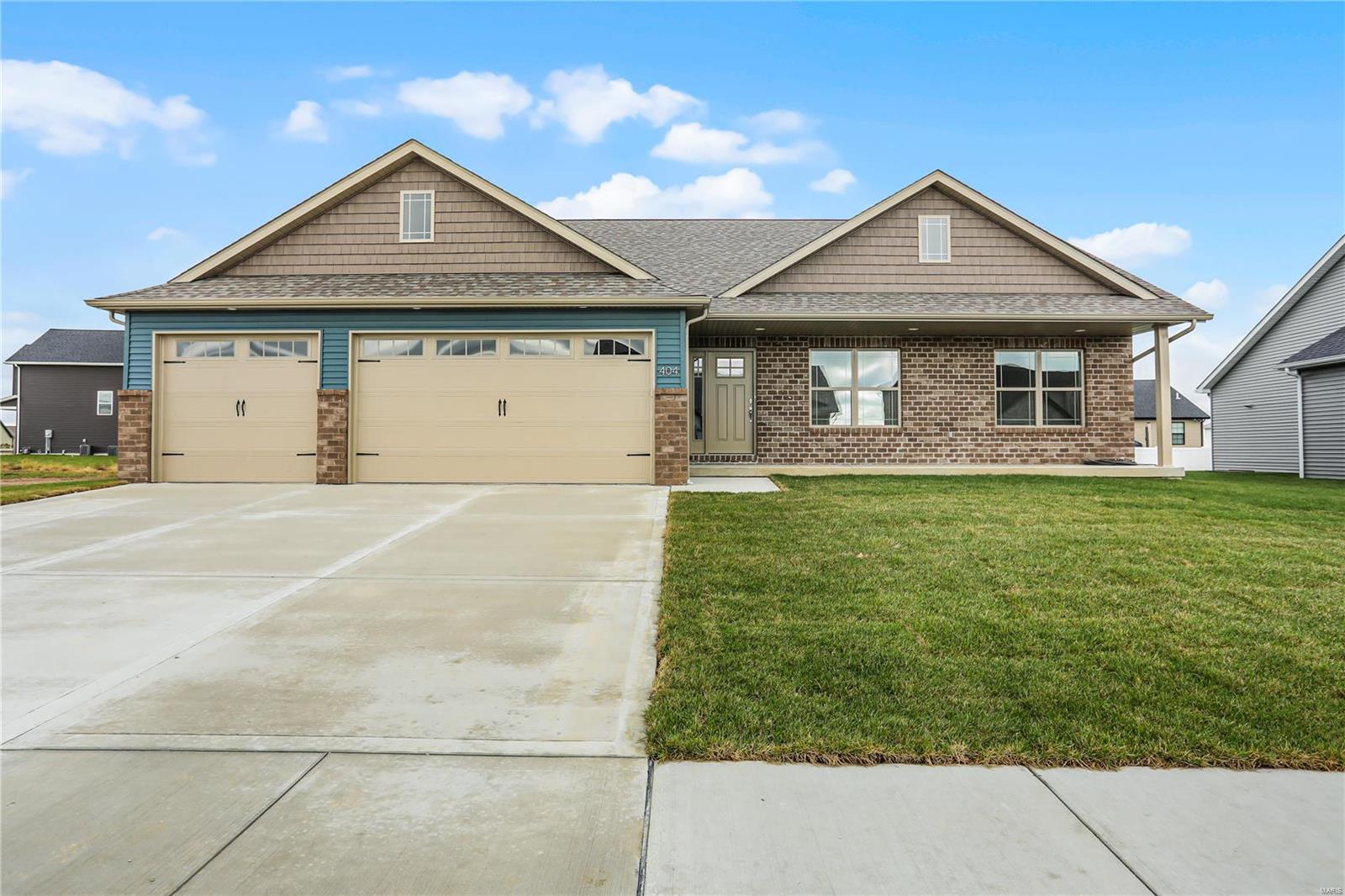 4 Bedroom, 2,849 sq. feet 404 Rumsfeld Drive Troy, IL