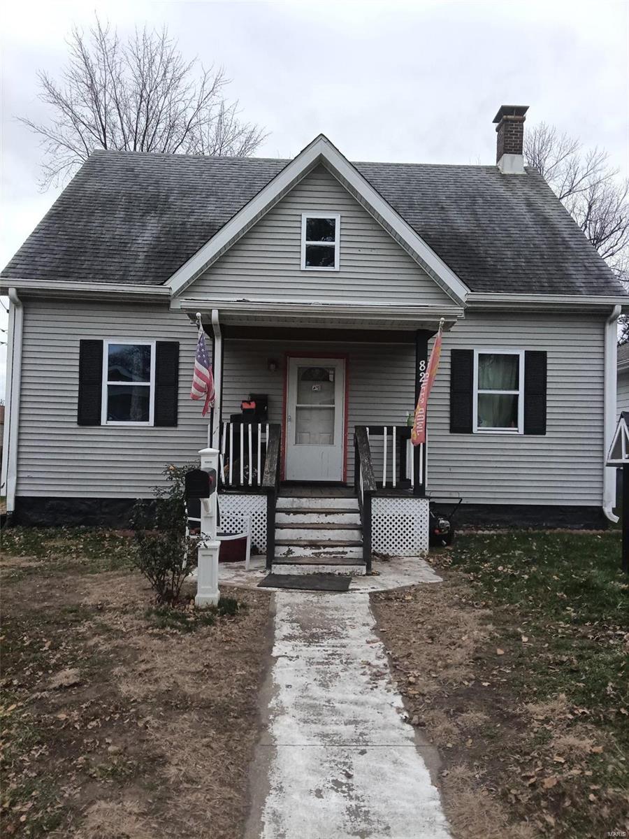 3 Bedroom, 1,984 sq. feet 821 Pearl Street Alton, IL