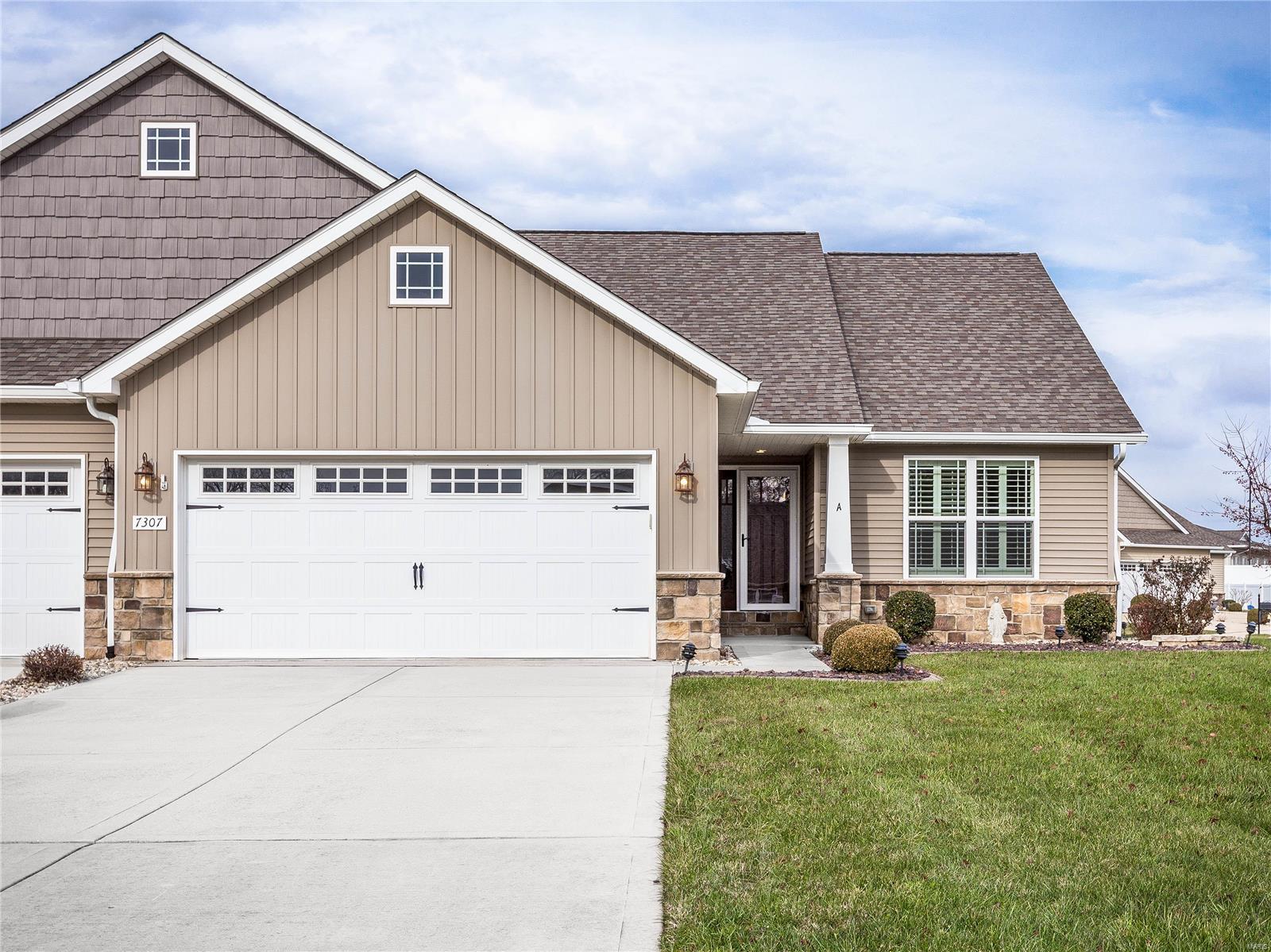 3 Bedroom, 2,330 sq. feet 7307 Graythorn Court Troy, IL