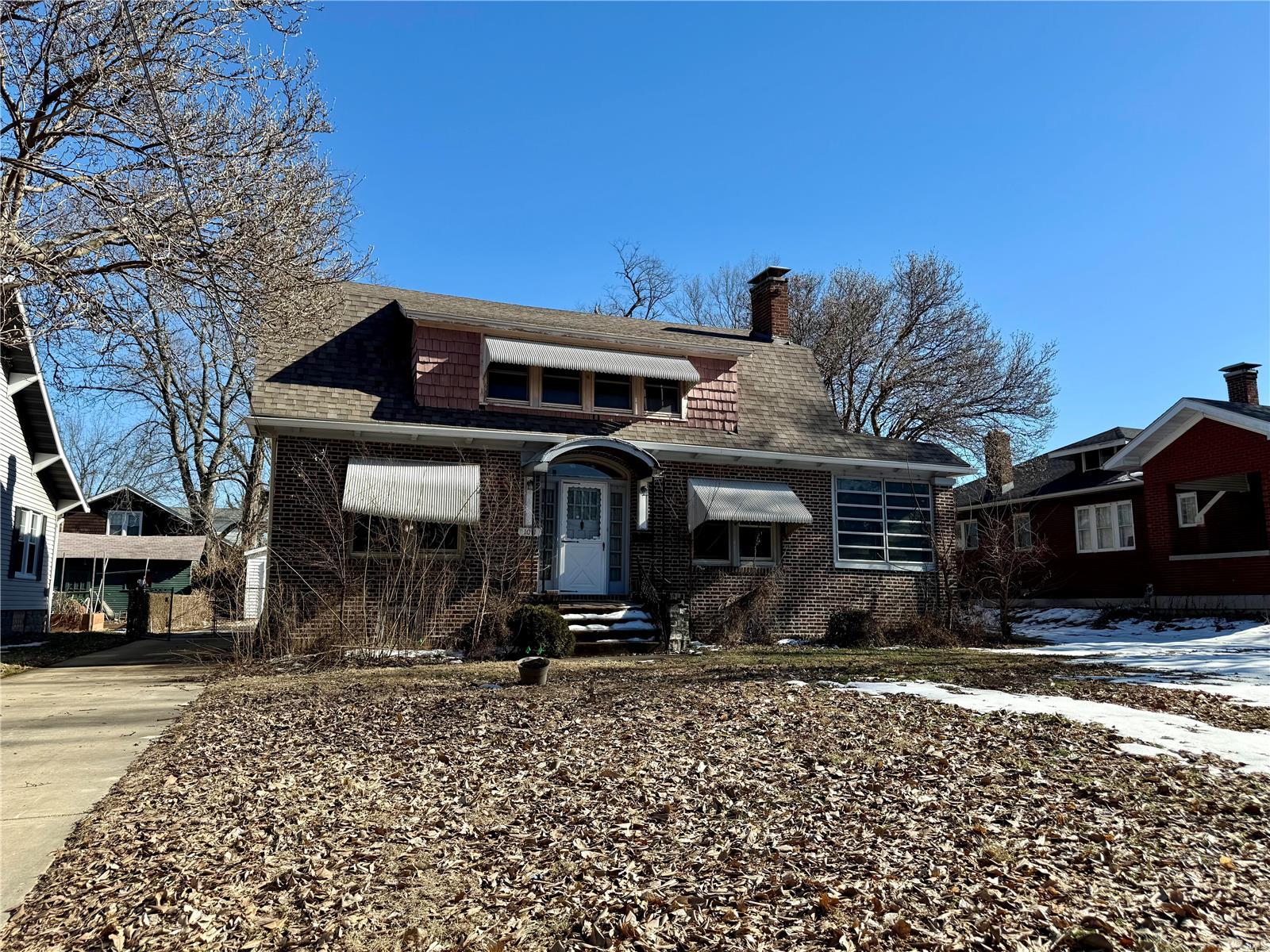 3 Bedroom,  1011 Main Street Alton, IL