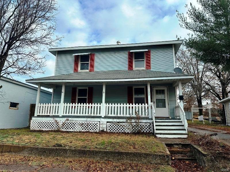 3 Bedroom,  133 Alton Avenue East Alton, IL