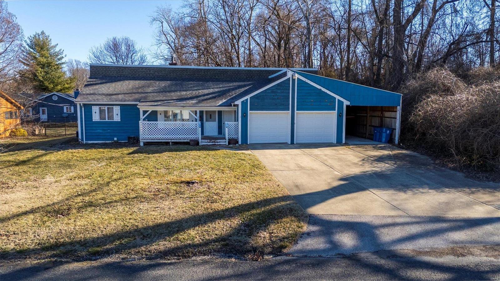 3 Bedroom, 2,223 sq. feet 503 High School Avenue Collinsville, IL