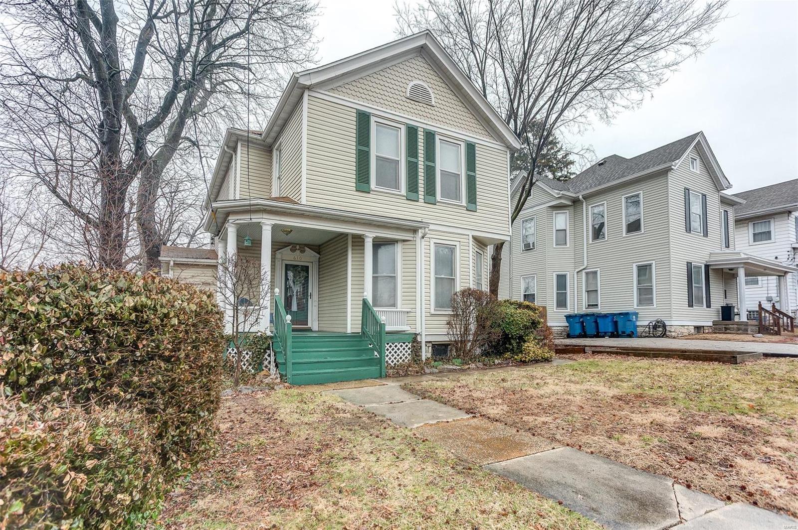 3 Bedroom, 1,608 sq. feet 610 16th Street Alton, IL